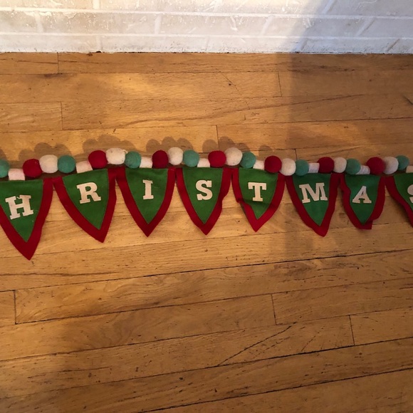 Merry Christmas fabric 72” red and green garland - Picture 4 of 4